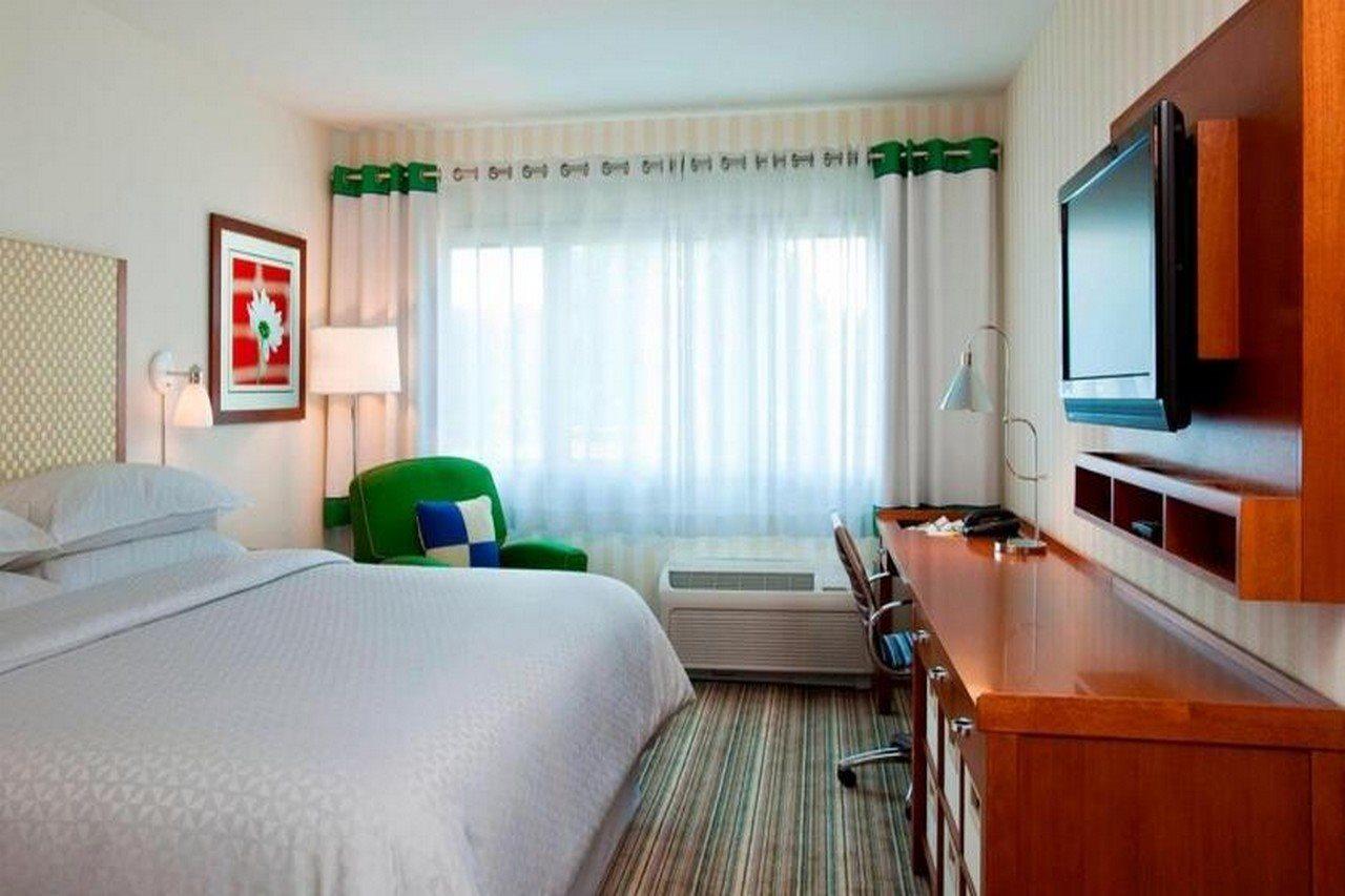 Holiday Inn Express Columbus Airport Easton Esterno foto